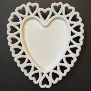 Vintage Westmoreland White Milk Glass Heart Trinket Dish Lace Edge Valentine's